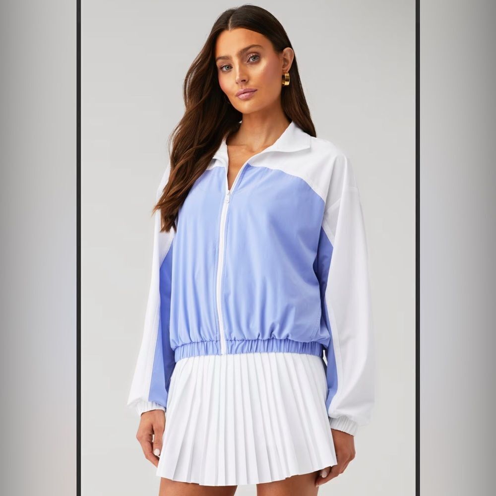 NWT Beyond Yoga Go Retro Colorblock Jacket in Periwinkle Cloud & True White XS